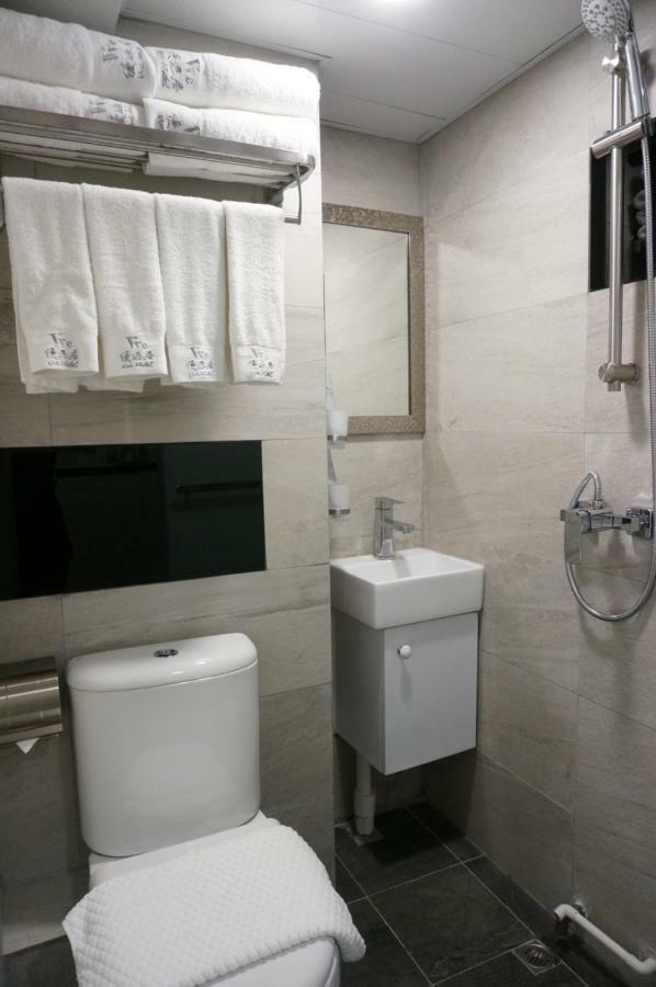 Vve Vve Hotel 香港 エクステリア 写真
